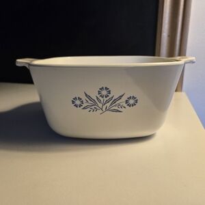 Vintage Corningware Cornflower Blue - White and Blue Floral Casserole Dish 56 Oz